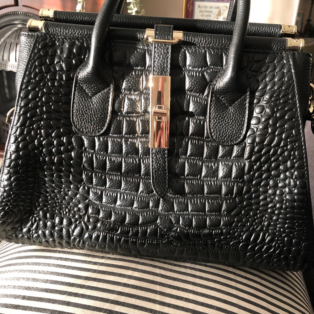 Jack & Chris Lady’s  leather hand bag…